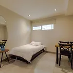De La Cruz Studio Apartments