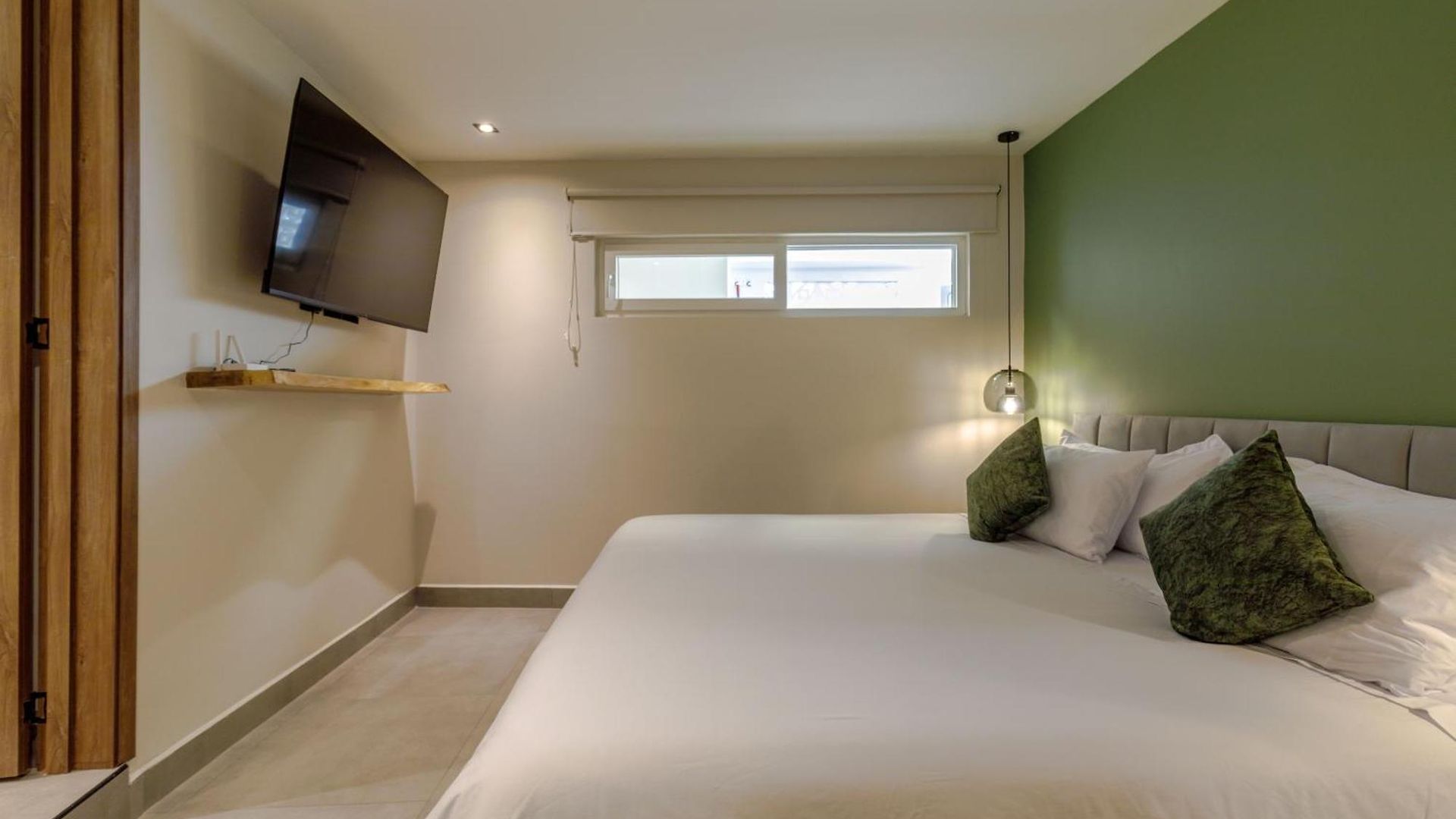 De La Cruz Apartahotel 4*