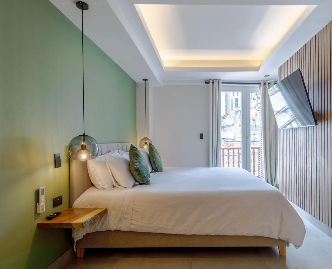 De La Cruz Apartahotel 4*