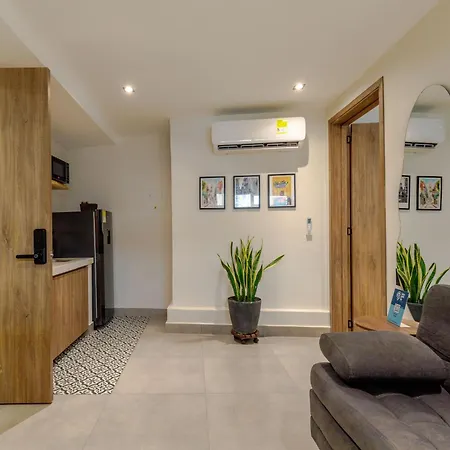De La Cruz Apartahotel 4*
