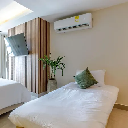 De La Cruz Apartahotel 4*